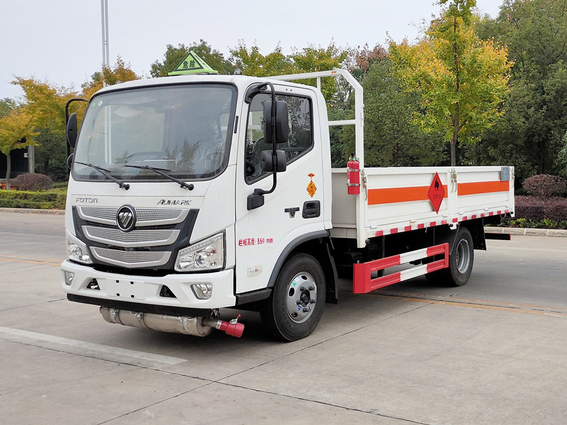 國(guó)六福田奧鈴歐馬可（藍(lán)牌）車廂4.2米