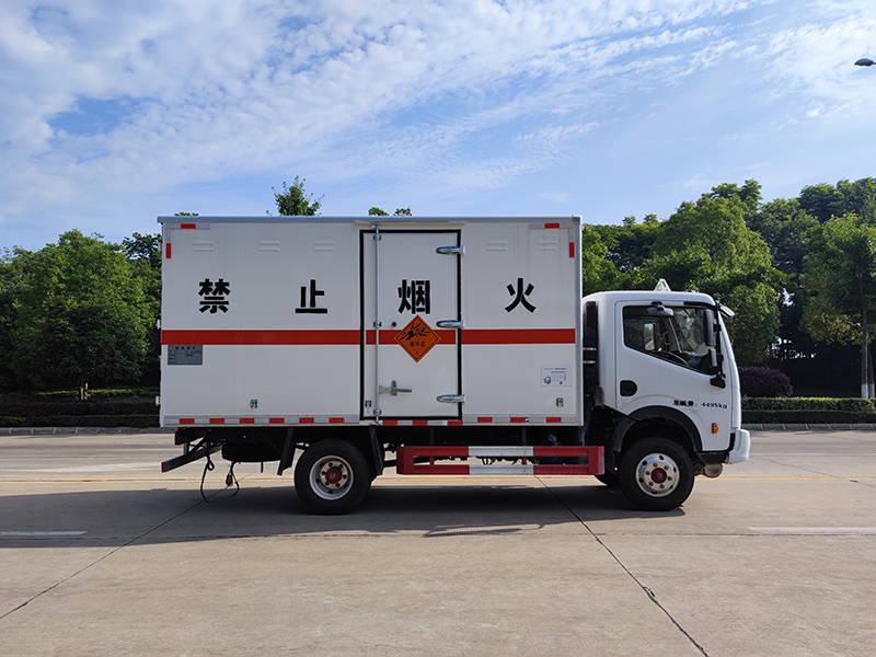 國六東風(fēng)D6（小黃牌）車廂4.17米